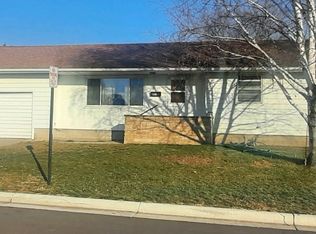 311 6th Ave S, Saint James, MN 56081