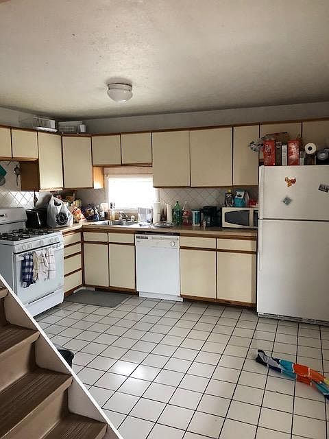 1st image of 12306 Fairview Ct
