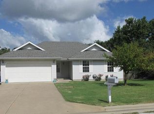 573 S Stoney Path, Nixa, MO 65714