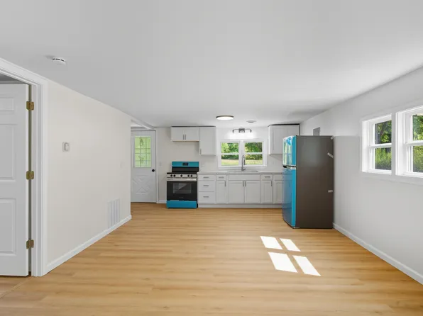 9358 N Saginaw Rd, Mount Morris, MI 48458