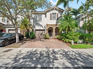 Isles Of Bayshore, Cutler Bay, FL 33190