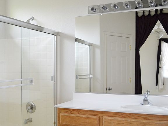 5th image of 5972 Bridgecross Dr