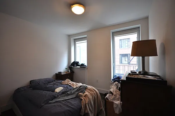 Rented by REAL New York | media 24