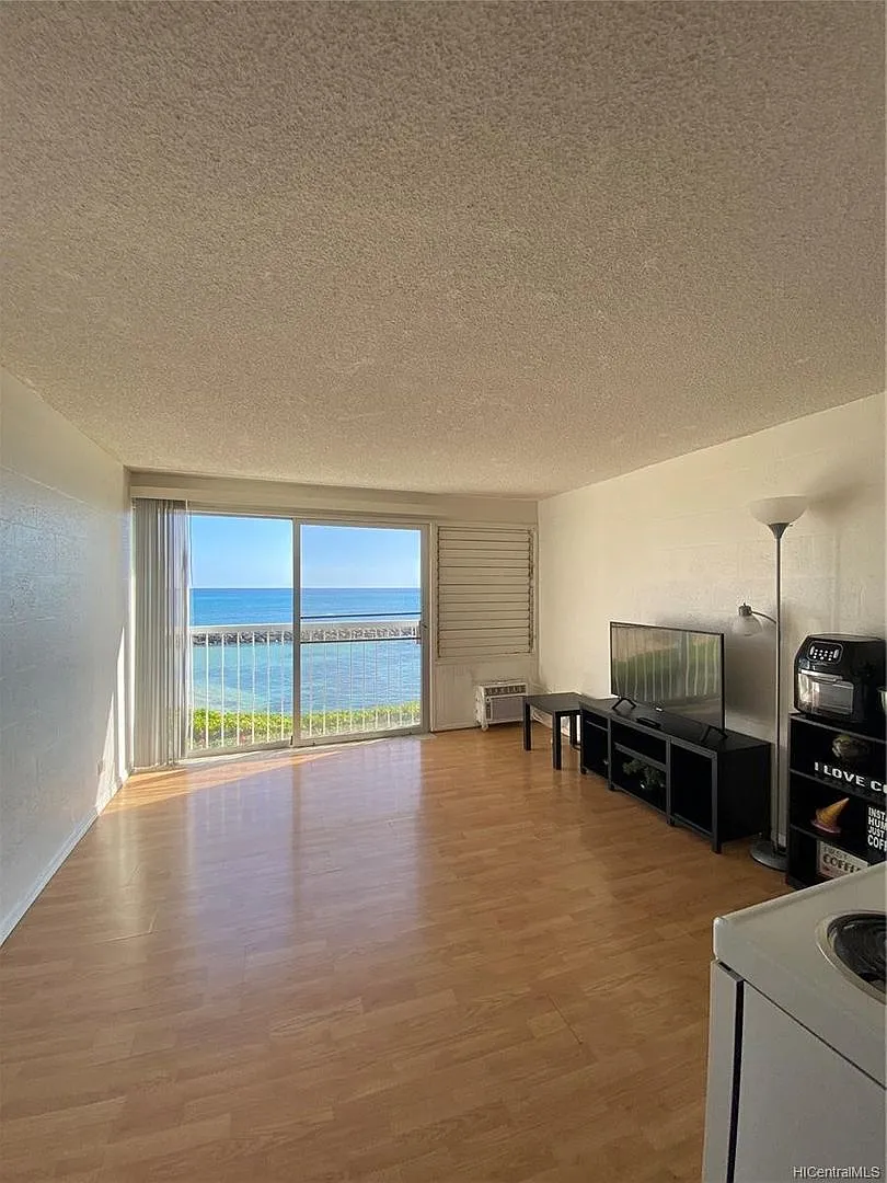 Makaha Surfside — Photo 3