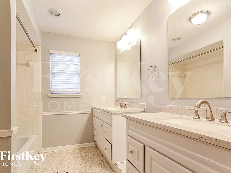 20127 Pinehurst Trail Dr — Photo 11
