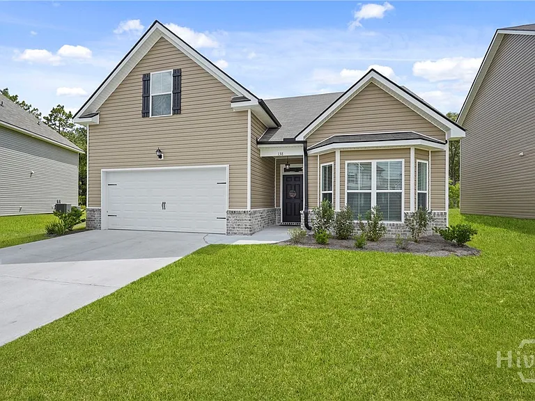 138 Sams Dr — Photo 1