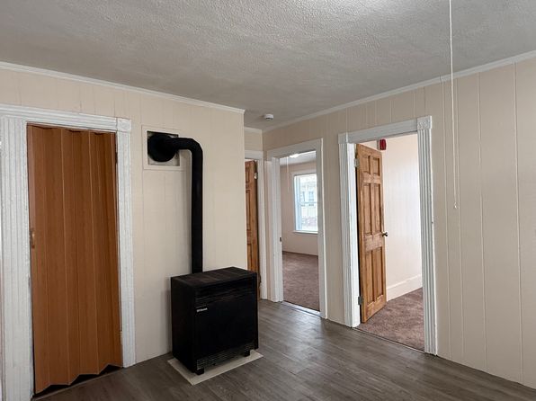 98 De Pasquale Ave APT 7