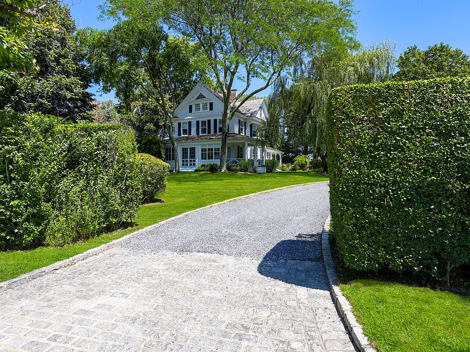 185 Davids Ln