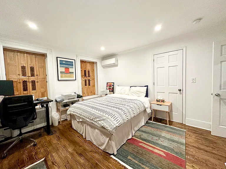 730 Hancock St #1 — Photo 4