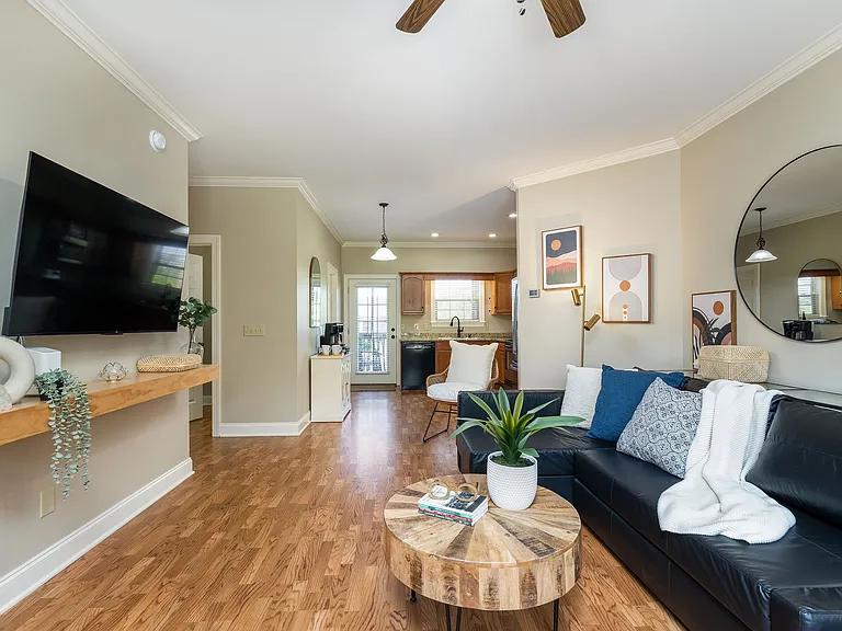 75 Stonebriar Ct — Photo 8