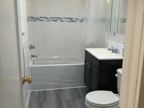 4th image of 24 Sherwood Ln #A