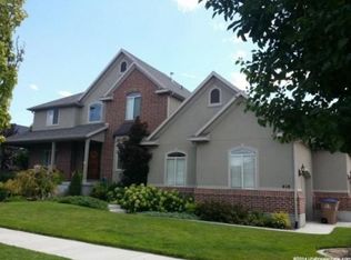 418 E Crystal Spring Dr, Draper, UT 84020