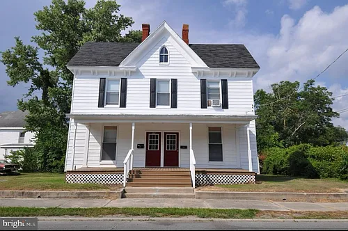 103 Laurel St Photo 1