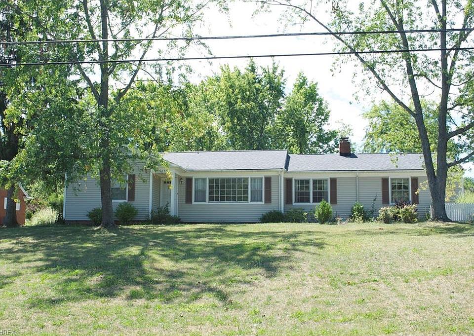 1st image of 6854 Rosemont Dr