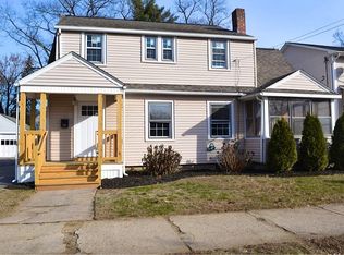 157 Carver St, Springfield, MA 01108