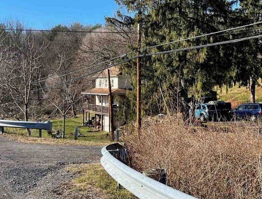 2nd image of 630 Fishing Creek Valley Rd