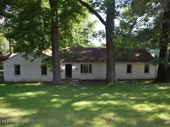 7680 Shahkoka Dr, Olive Branch, MS 38654