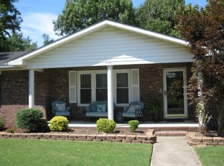 838 Stanford Dr, Sikeston, MO 63801