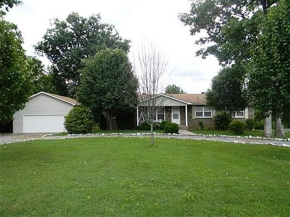 2nd image of 616 Flintlock Dr