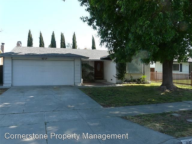 1st image of 468 Crosslees Dr