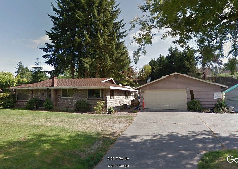 2nd image of 1519 E Lakeshore Dr
