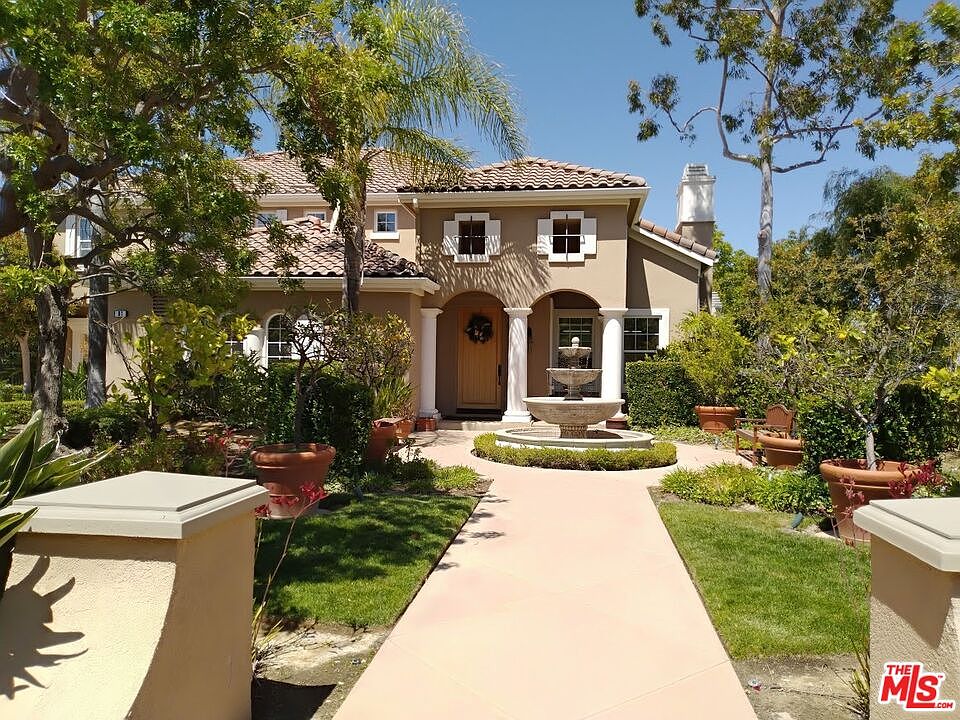 2nd image of 81 Oak View Ct