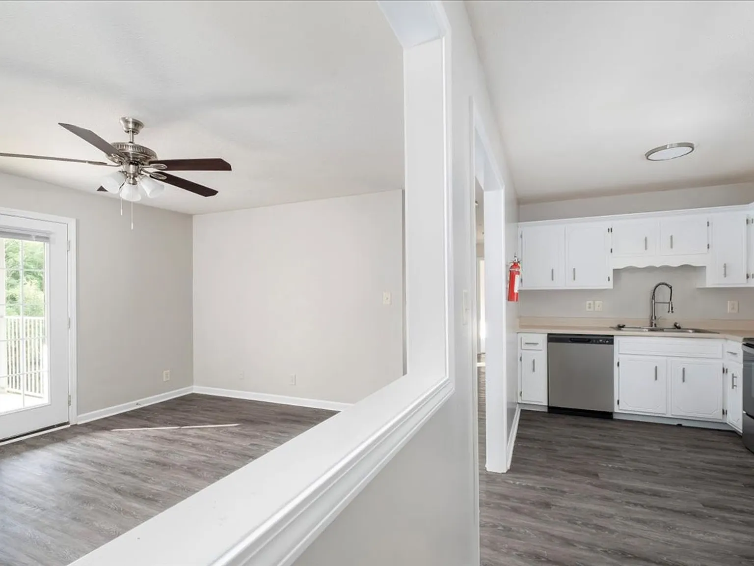 Highland Park Luxury Townhomes — Photo 4