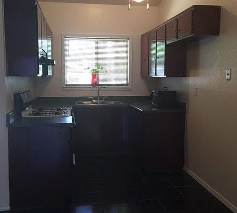4th image of 855 El Arco Dr