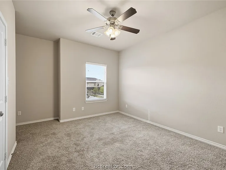 536 Momma Bear Dr — Photo 24