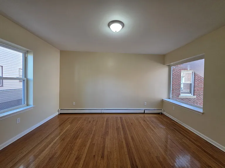 310 Edgewood Ave #D — Photo 6