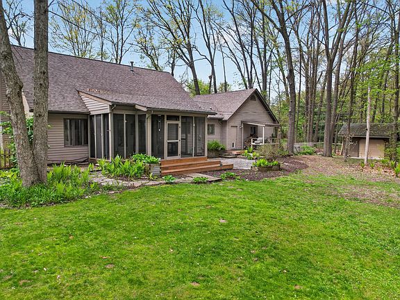 5th image of 11425 McGregor Rd
