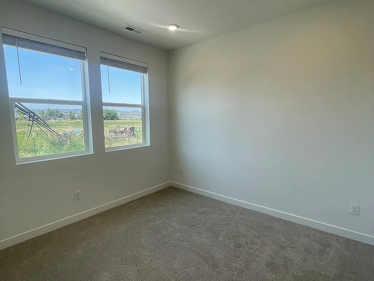 Primary bedroom ensuite on main floor