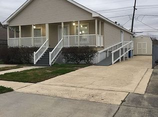 2337 Congressman Hebert Dr, Chalmette, LA 70043