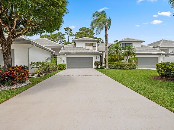 3rd image of 1121 Sand Drift Way #B