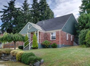 137 Harvard Ave, Fircrest, WA 98466