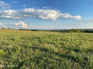 L14111 Darrow Rd, Sprakers, NY 12166