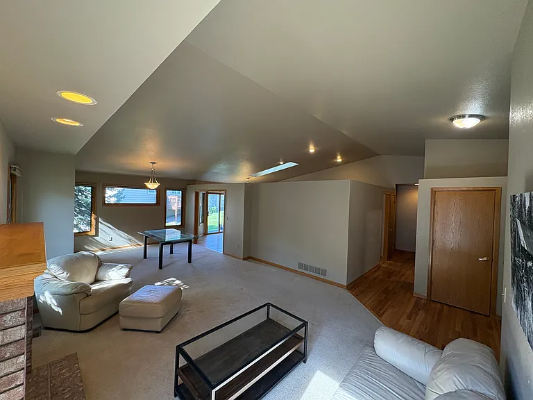 1113 Hawkeye St — Photo 13