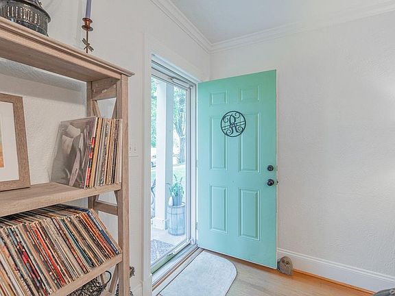 5th image of 1214 Westminster Ave