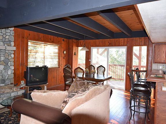 5th image of 1498 Sequoia Dr