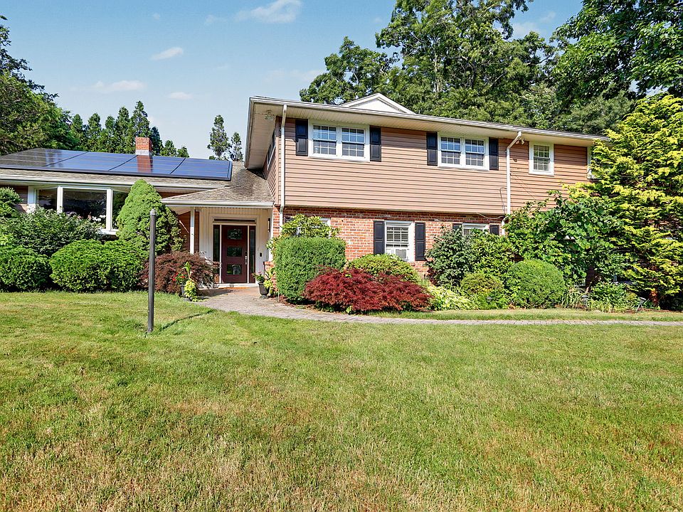 1st image of 116 Beechwood Ln