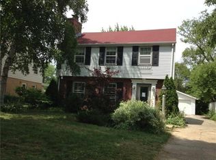 7489 N Lombardy Rd, Fox Pt, WI 53217