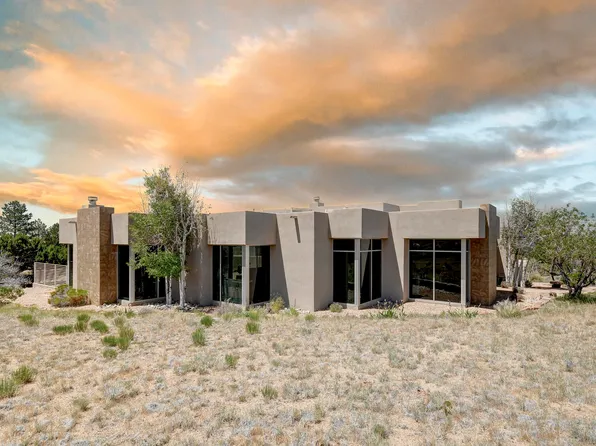 13632 Canada Del Oso Pl NE, Albuquerque, NM 87111