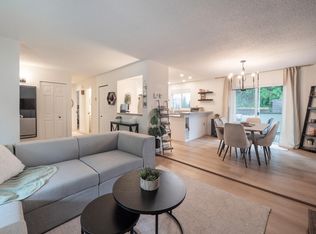 617 Gower Point Rd, Gibsons, BC V0N1V8