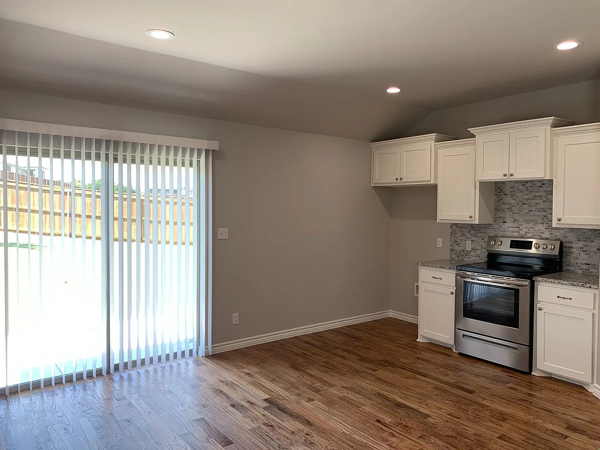 Building Photo - 3503 Brookstone Dr