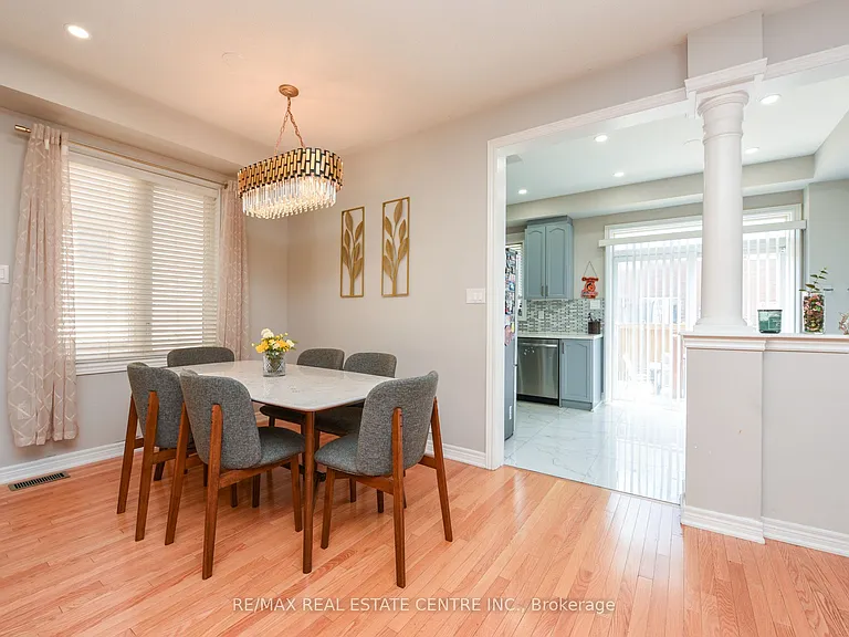 682 Megson Ter — Photo 9