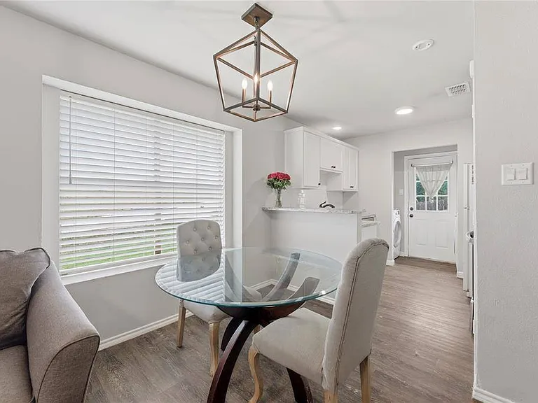 904 Overlook Dr — Photo 5