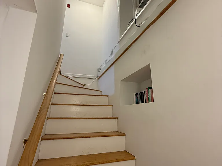 28 Fleet St #A — Photo 15