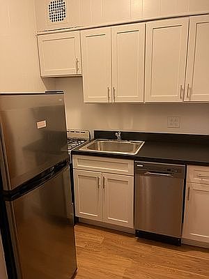 1st image of 7 E 93rd St #5B