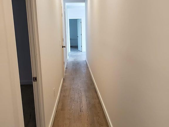 5th image of 639 Bergen Ave #36