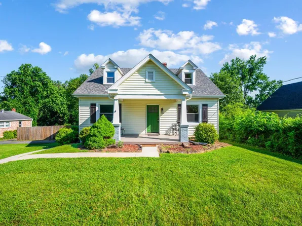 3044 Forest Hills Cir, Lynchburg, VA 24501